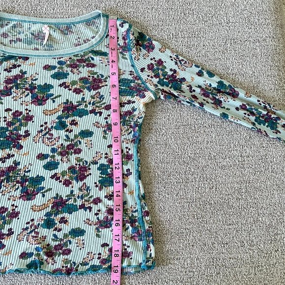 FREE PEOPLE Bundle of 3 Women's Y2K Purple Blue Floral Boho Long Sleeve Tees XS - Picture 11 of 14